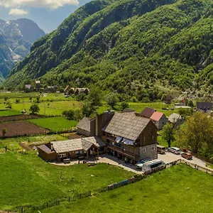 Bujtina Polia Farm stay Theth